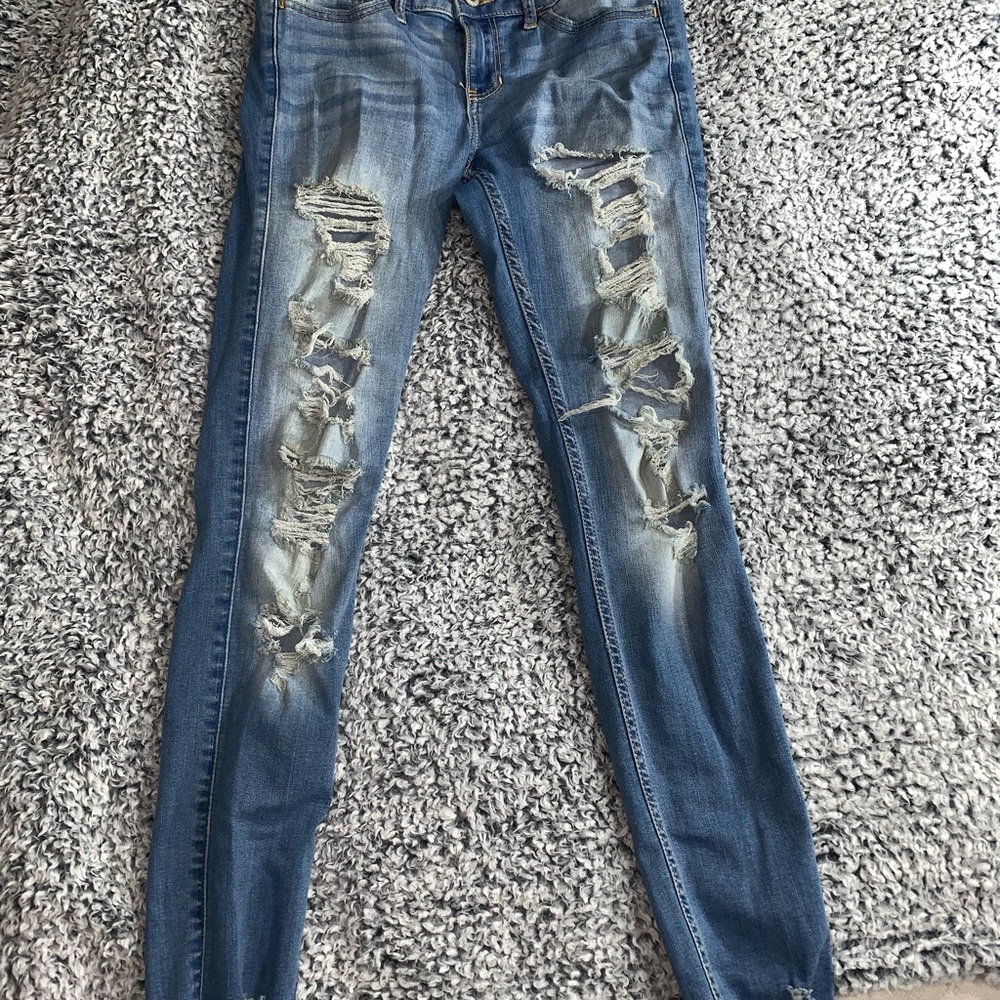 HOLLISTER JEAN BUNDLE!!!